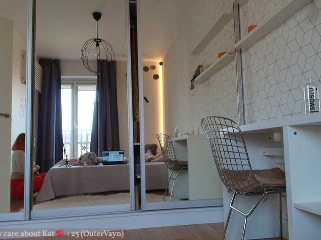 KatyaFods live webcam show