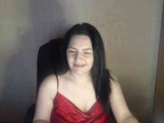 MajdaNicole webcam