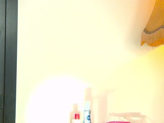 Ninna-Velvet Porn Show