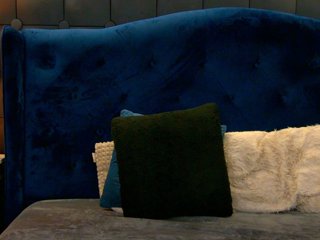 Ninna-Velvet Porn Show