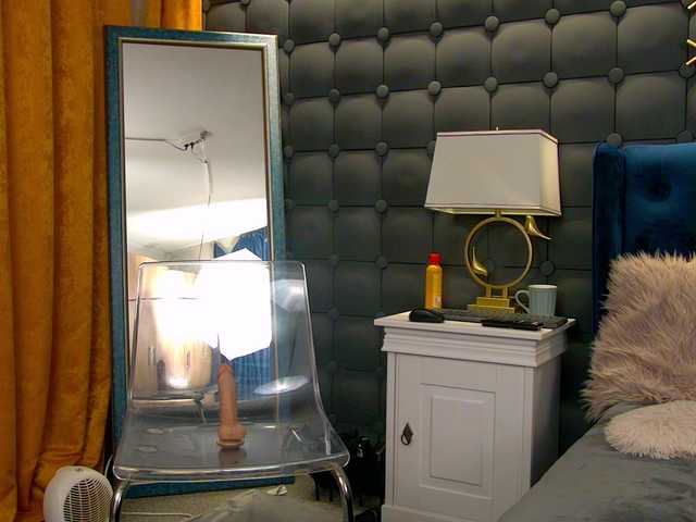 Ninna-Velvet live cam on BongaCams