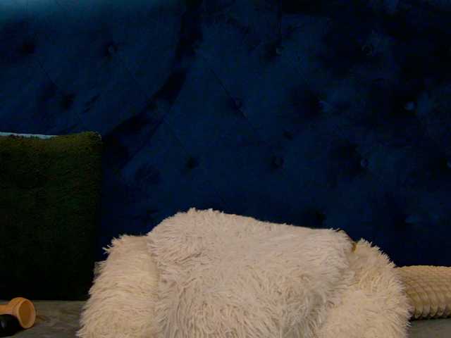 Ninna-Velvet live cam on BongaCams