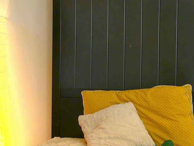 Ninna-Velvet's BongaCams show and profile