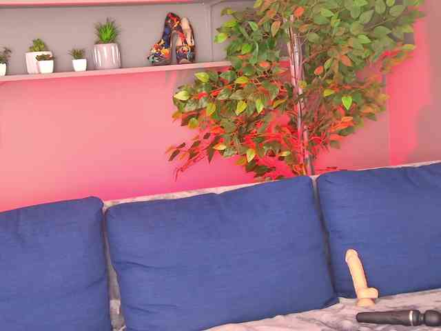 Ninna-Velvet webcam