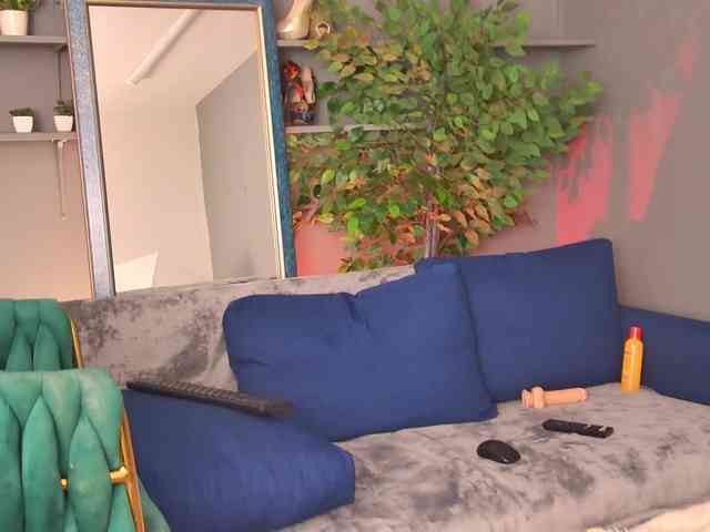 Ninna-Velvet webcam