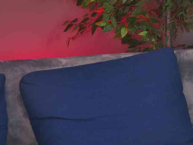 Ninna-Velvet webcam