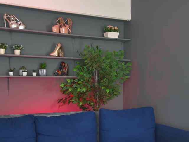 Ninna-Velvet webcam