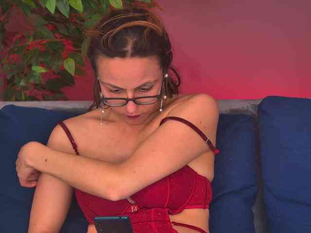 Ninna-Velvet webcam