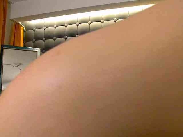 Ninna-Velvet webcam