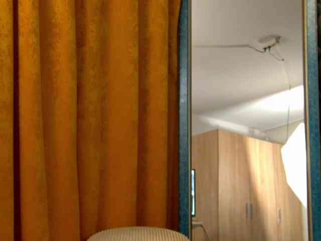 Ninna-Velvet webcam