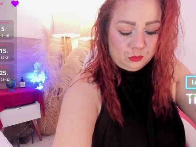 BellaAzahara webcam