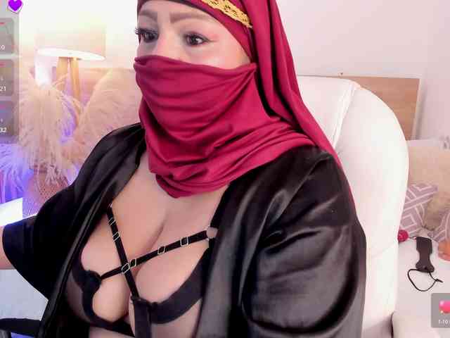 BellaAzahara webcam