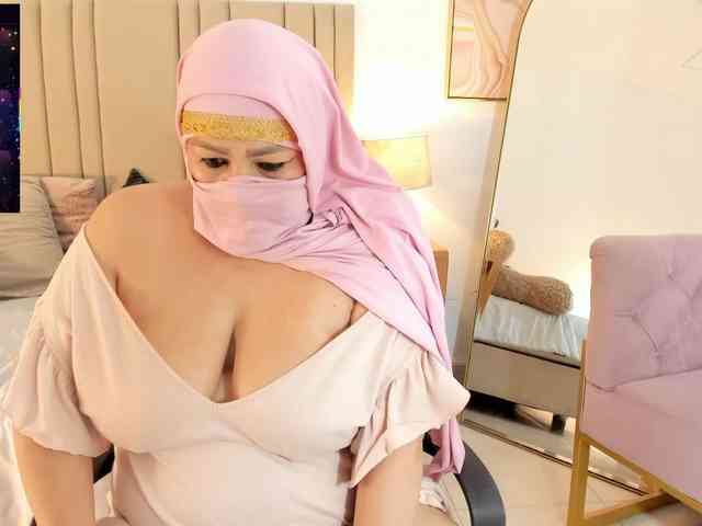 azaharaa- webcam