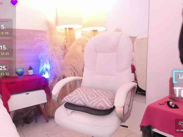 BellaAzahara webcam