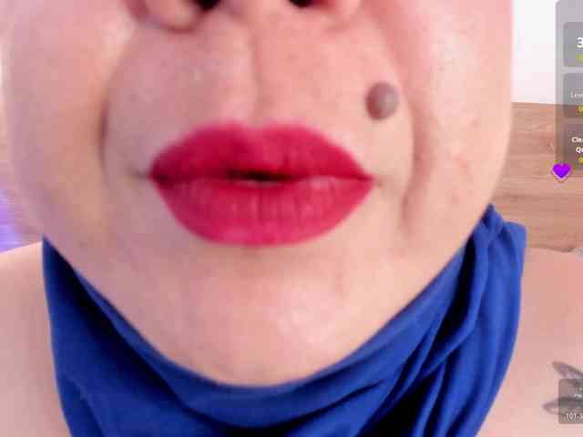 BellaAzahara webcam