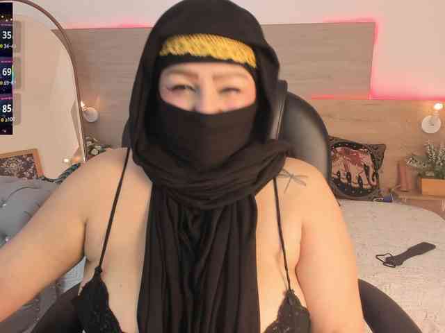 azaharaa- webcam