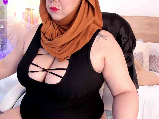 BellaAzahara webcam