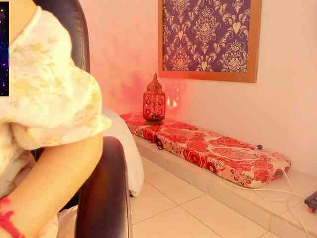 azaharaa- webcam