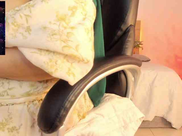 azaharaa- webcam