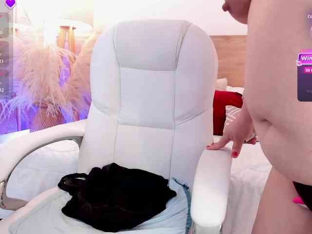 BellaAzahara webcam