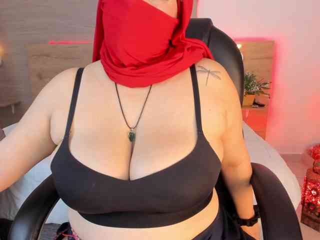 azaharaa- webcam
