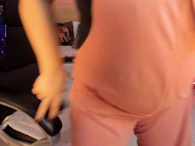 azaharaa- webcam