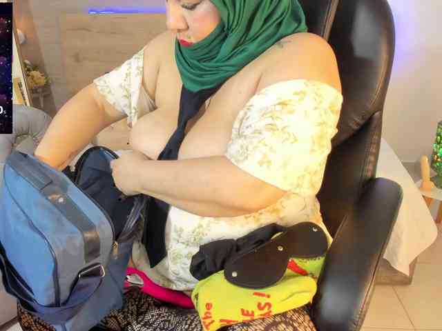 azaharaa- webcam
