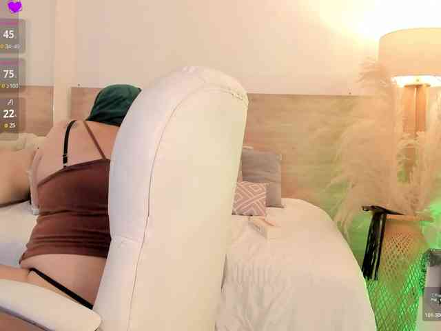 BellaAzahara webcam