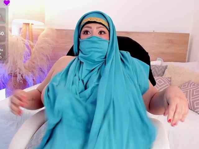 BellaAzahara webcam
