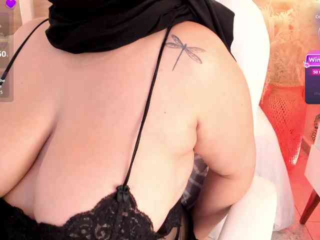 BellaAzahara webcam