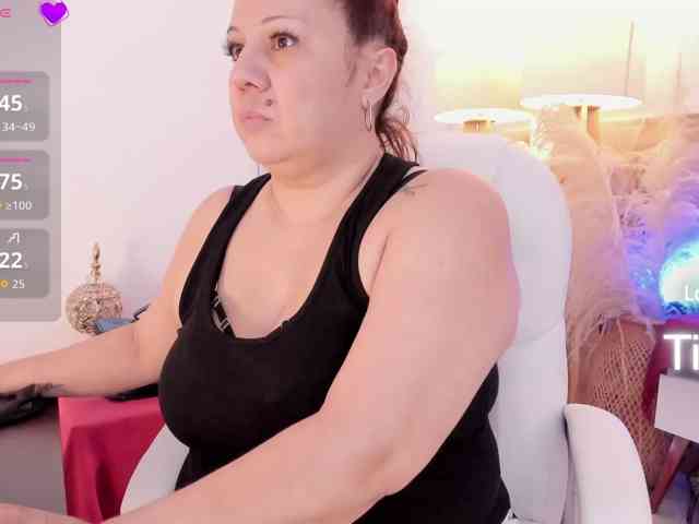 BellaAzahara webcam