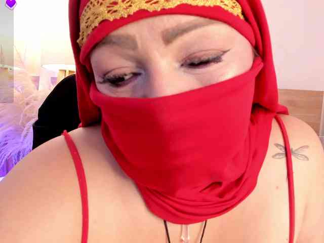 BellaAzahara webcam