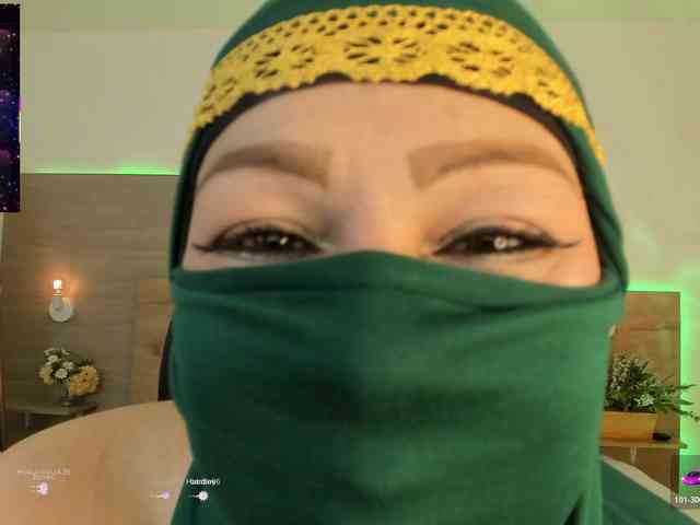 azaharaa- webcam