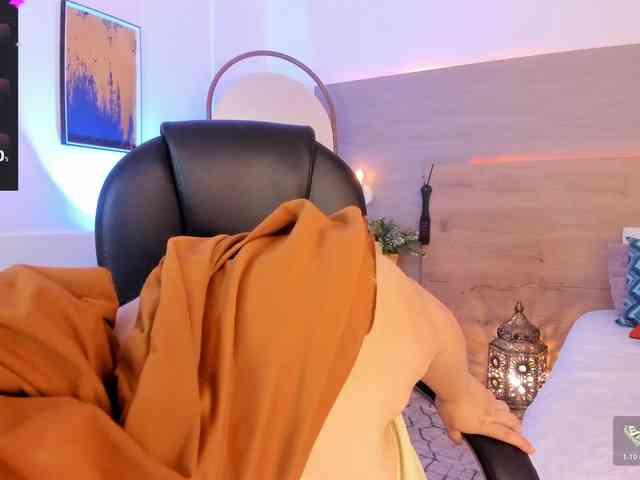 BellaAzahara webcam