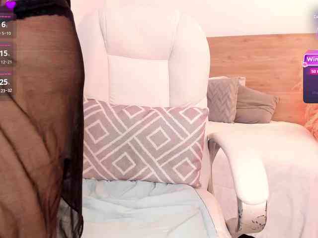 BellaAzahara webcam
