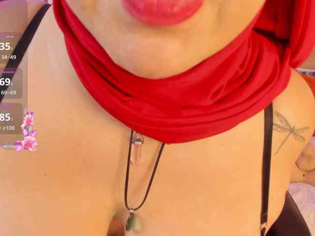 BellaAzahara webcam