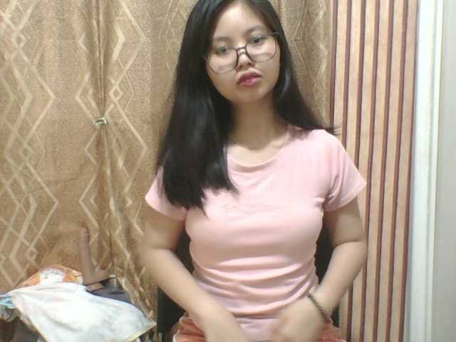 kylie17 live cam on BongaCams