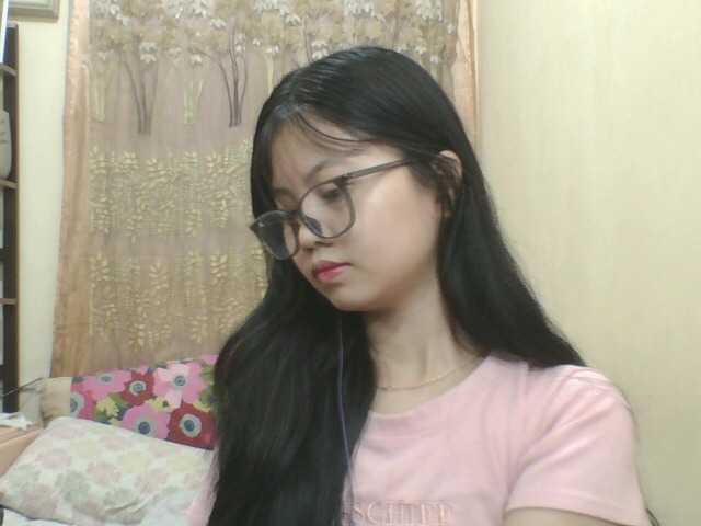 kylie17 live cam on BongaCams