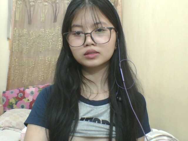 kylie17 live cam on BongaCams