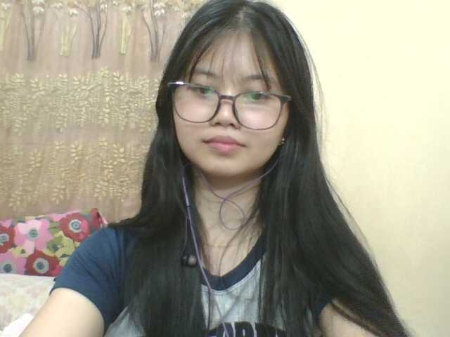 kylie17 live cam on BongaCams