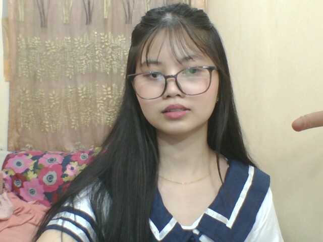 kylie17 live cam on BongaCams