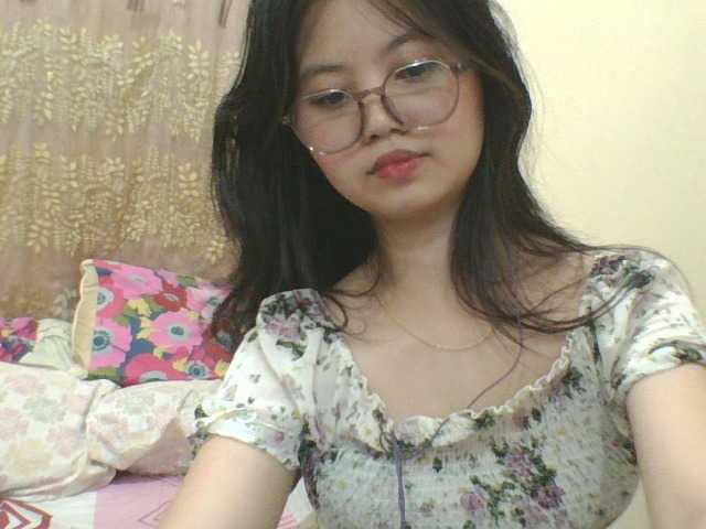 kylie17 live cam on BongaCams