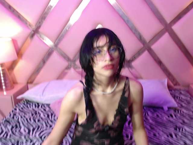 EstherValliere Live Cam on BongaCams