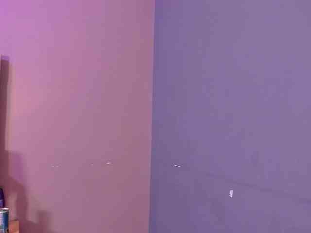 Model: EstherValliere