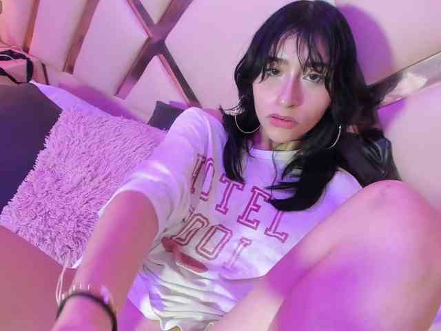 EstherValliere webcam