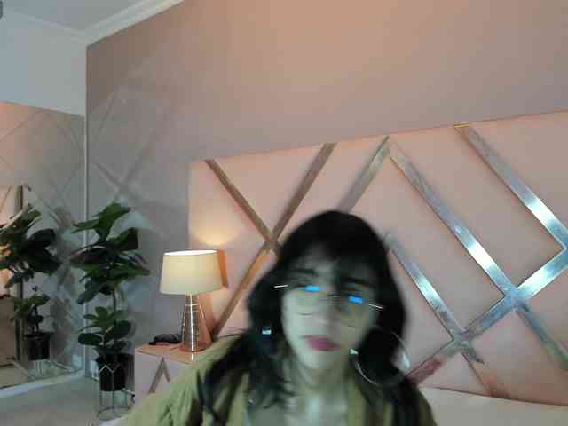EstherValliere webcam