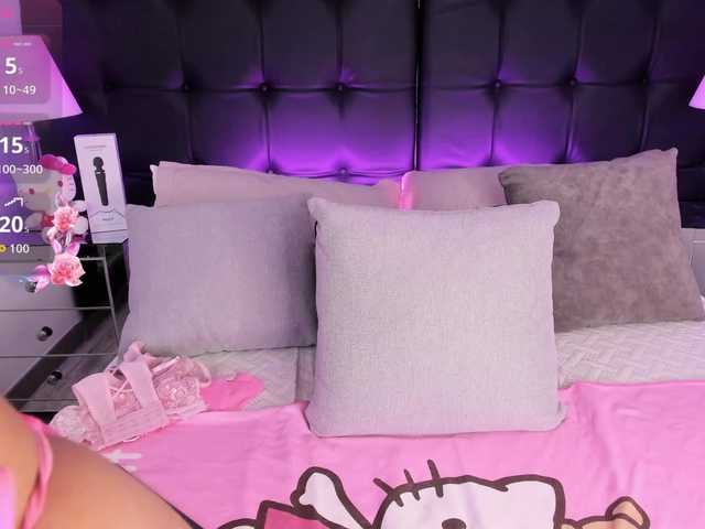AriBlake live cam on BongaCams