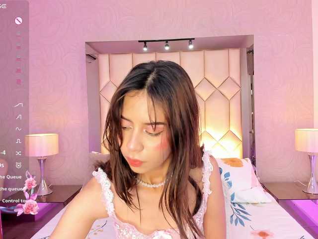 AriBlake live cam on BongaCams