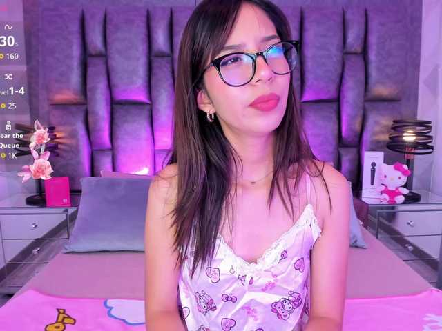 AriBlake live cam on BongaCams