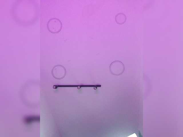 AriBlake live cam on BongaCams
